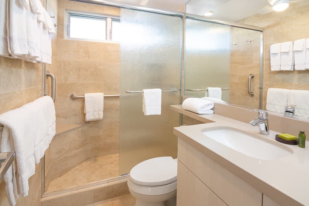Hotel in Lahaina · ★4.75 · 1 bedroom · 2 beds · 1 private bath - Photo 5