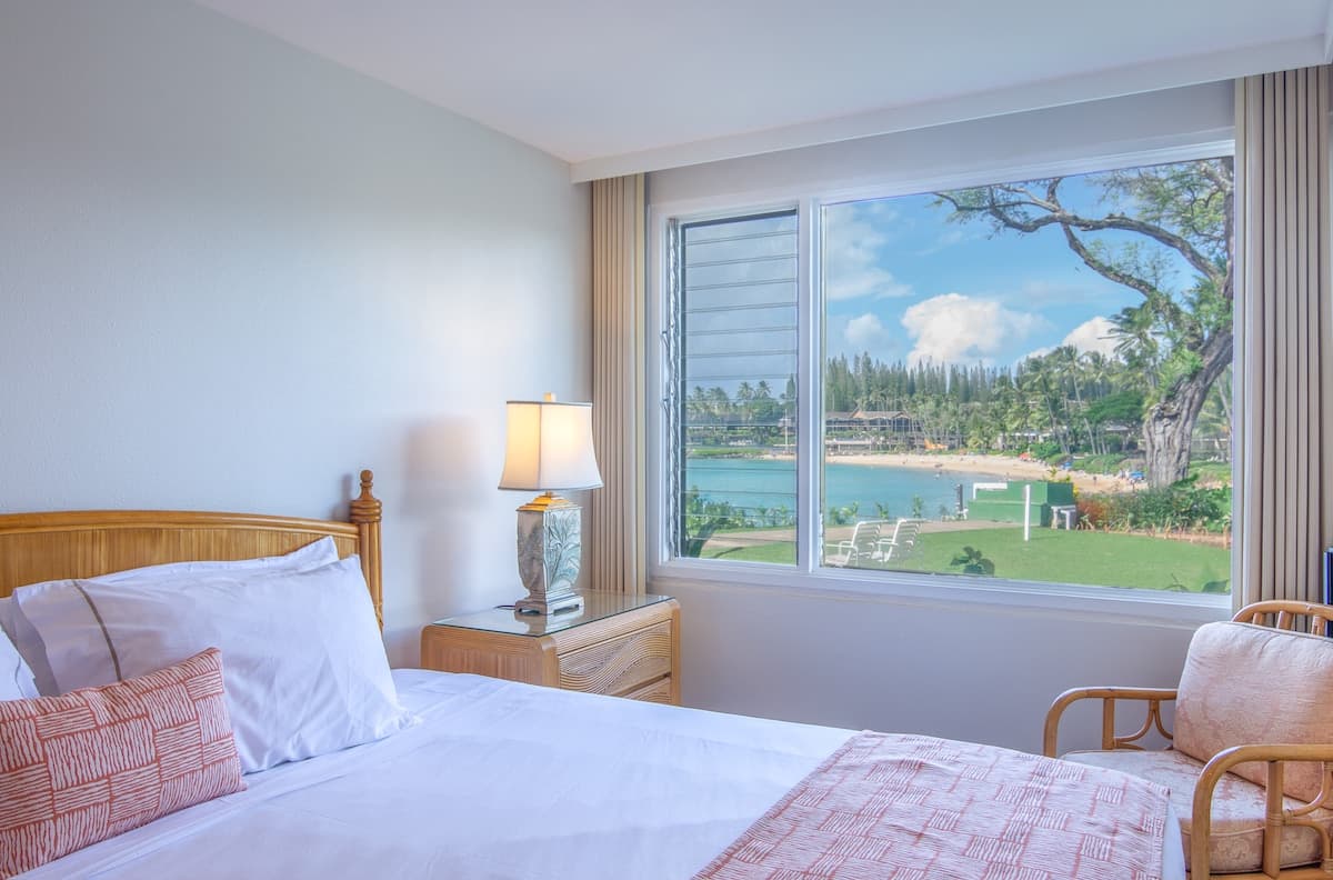 Hotel in Lahaina · ★4.75 · 1 bedroom · 2 beds · 1 private bath - Photo 1