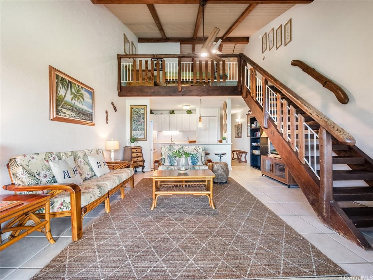 Home in Kahuku · ★4.79 · 1 bedroom · 3 beds · 2 private baths - Photo 3