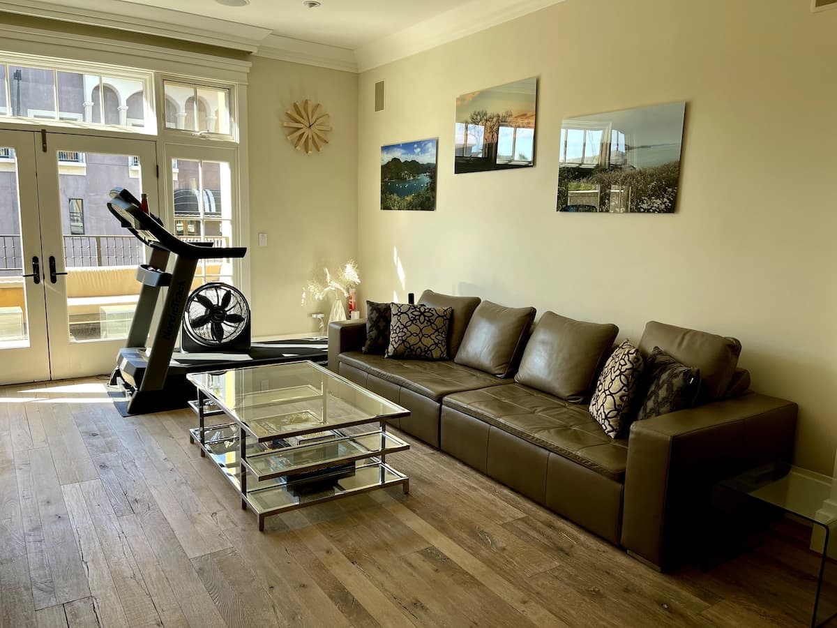 Luxury Penthouse on the RowWalk to Everything - Photo 1