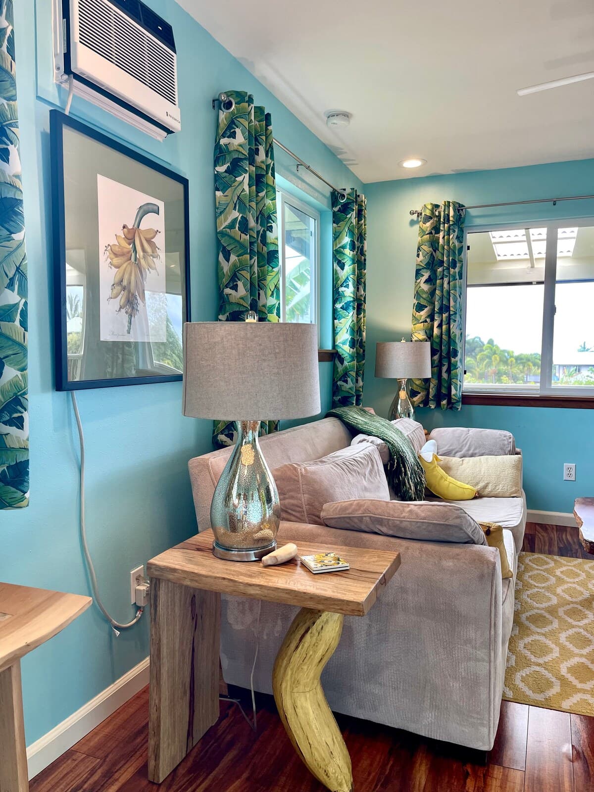 Bananarama Cottage, Black Sand Beach, A/C - Photo 4