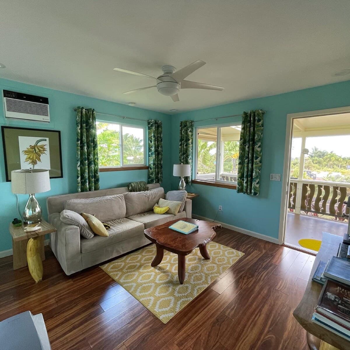 Bananarama Cottage, Black Sand Beach, A/C - Photo 2