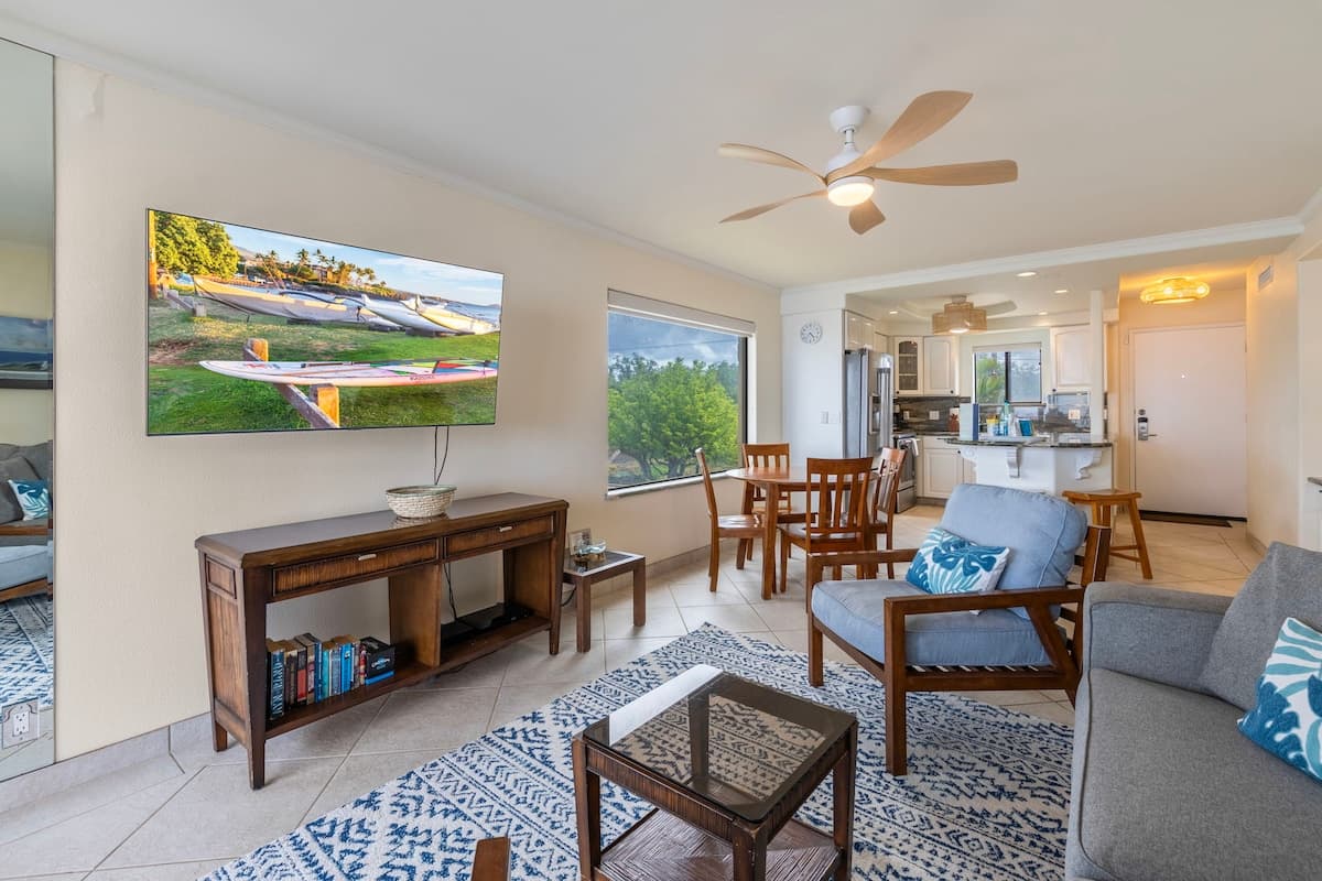 Condo in Kihei · ★4.94 · 2 bedrooms · 3 beds · 2 private baths - Photo 5