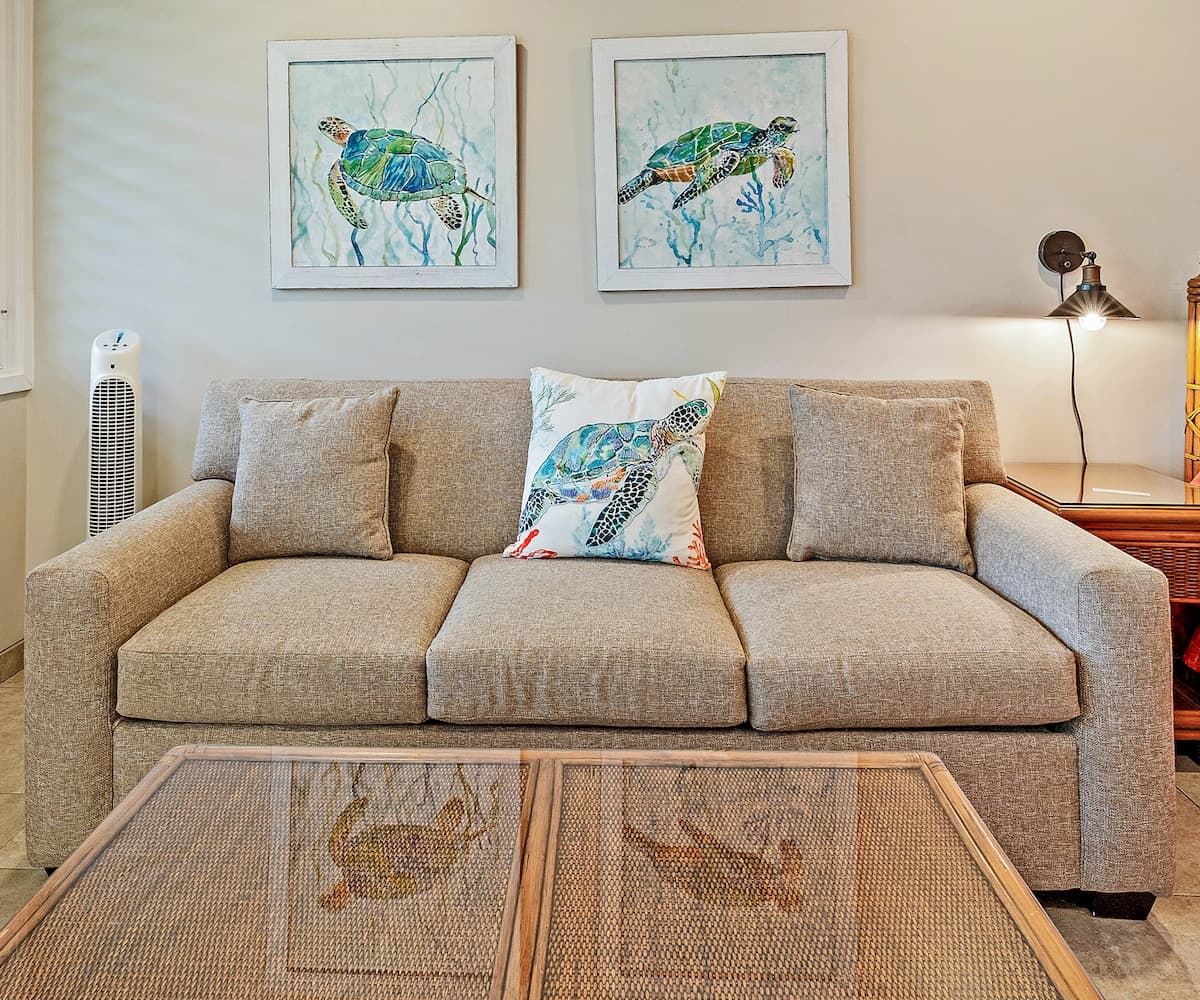 Condo in Lahaina · ★5.0 · Studio · 2 beds · 1 bath - Photo 5
