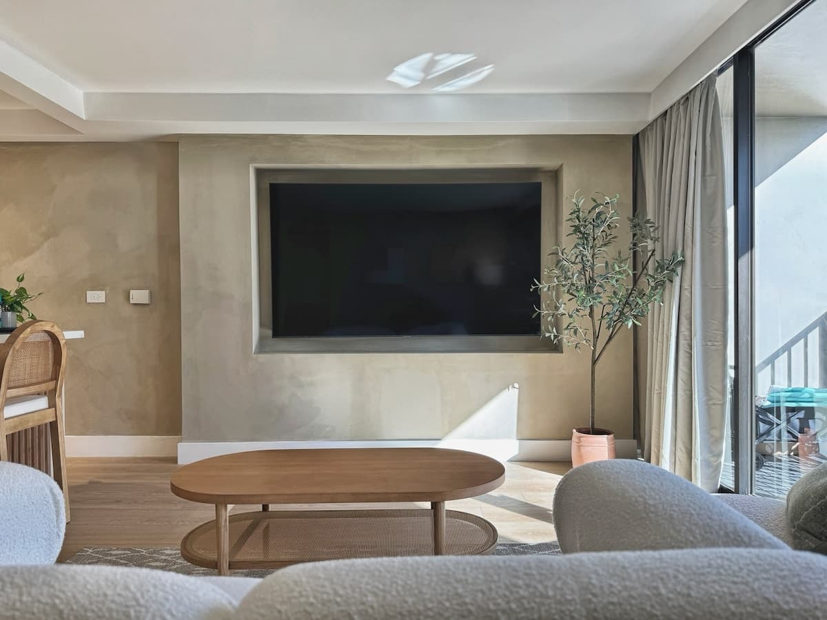 *Close to Beach Modern 1BR in Waikiki w/Parking* - Photo 4