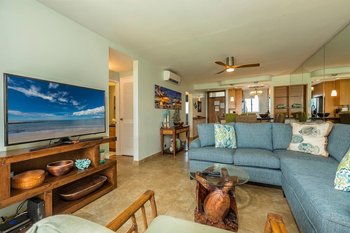 Beautiful Oceanfront Condo - Photo 2