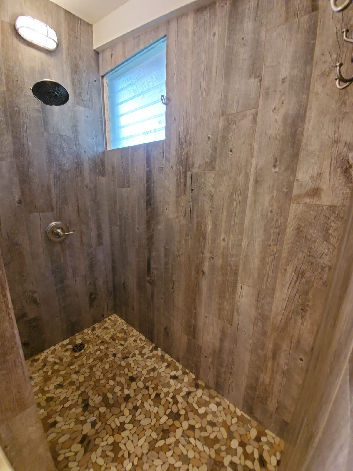 Home in Hana · ★4.94 · Studio · 1 bed · 1 bath - Photo 3
