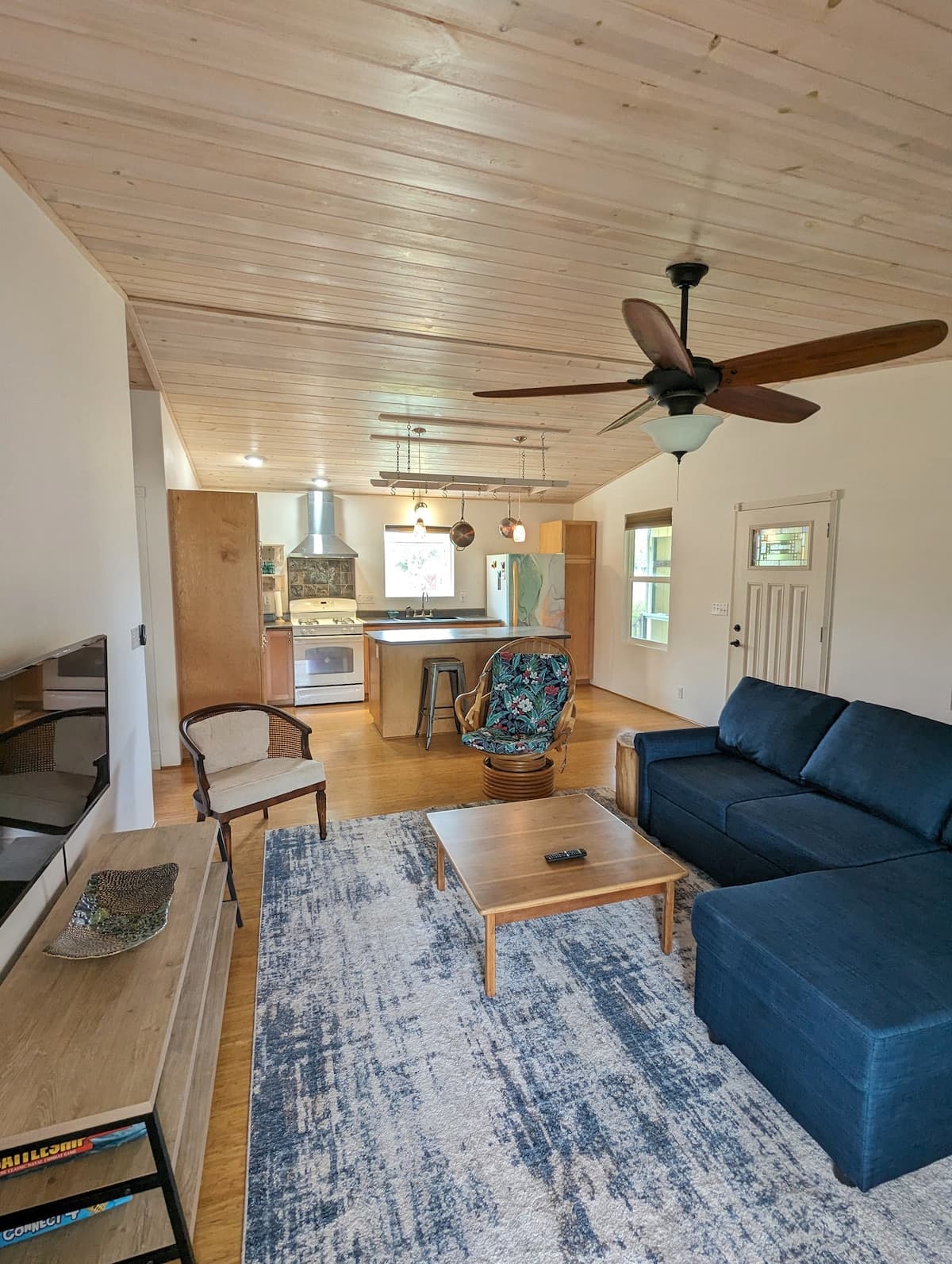 Guesthouse in Keaau · ★4.95 · 1 bedroom · 2 beds · 1 bath - Photo 1