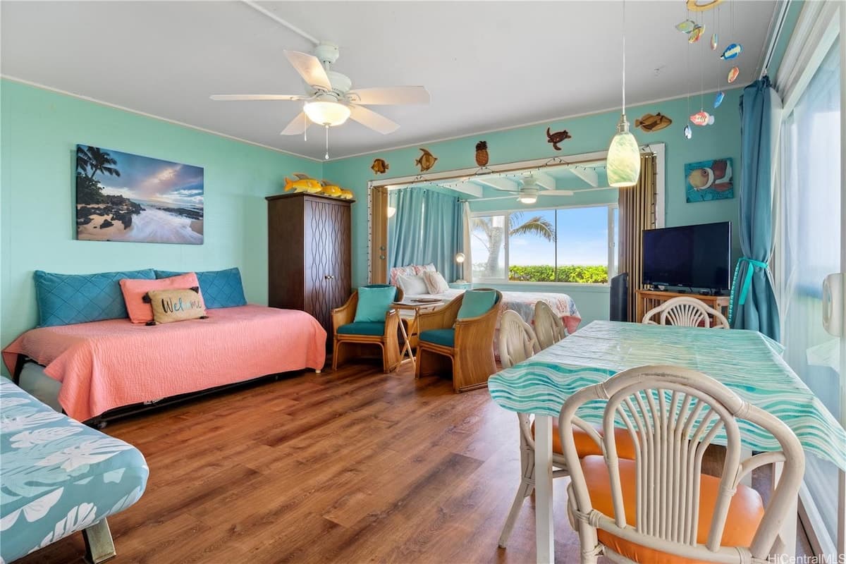 Condo in Hauula · ★4.93 · Studio · 4 beds · 1 private bath - Photo 1