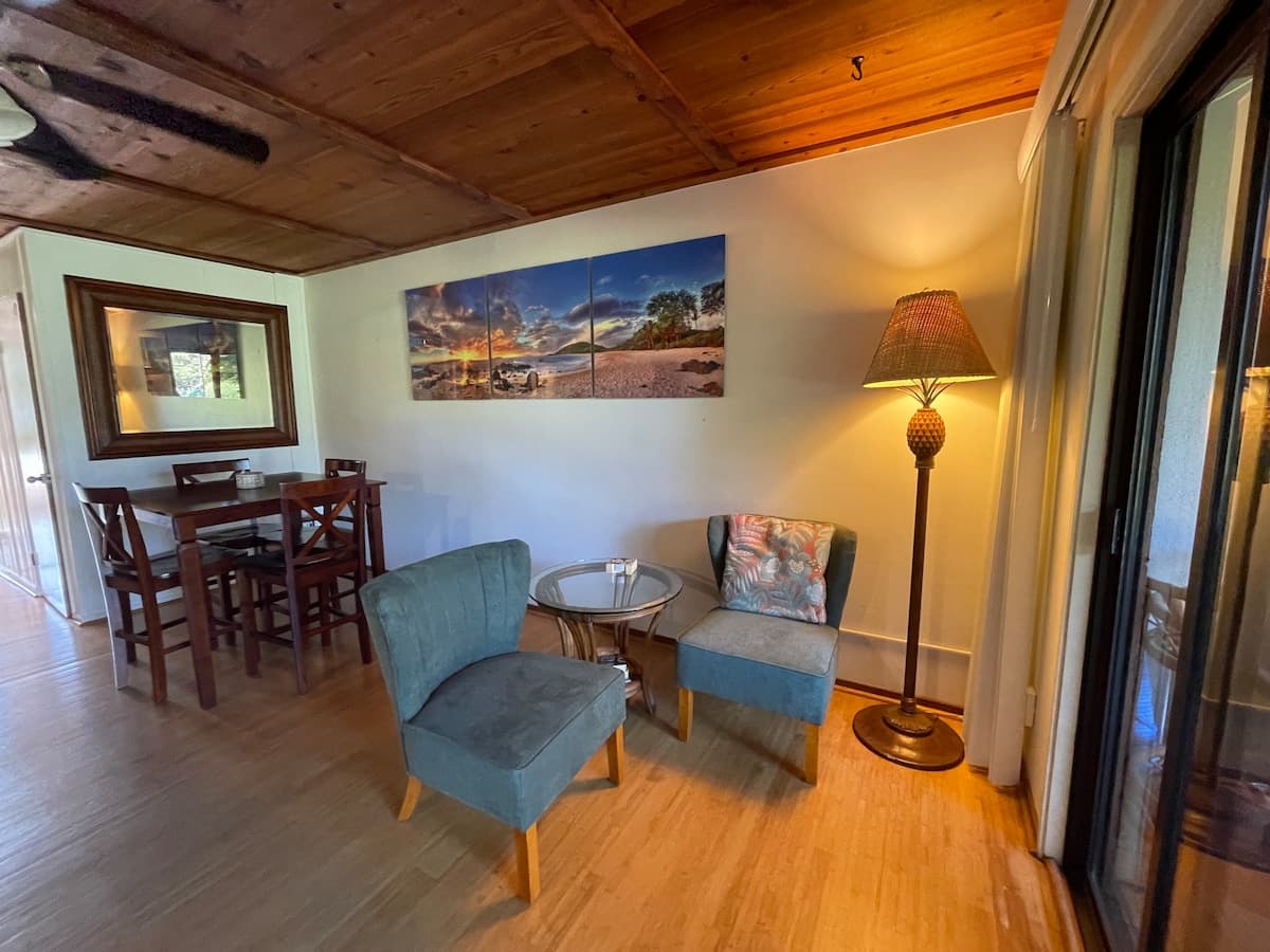 Condo in Kihei · ★5.0 · 1 bedroom · 2 beds · 1 shared bath - Photo 3