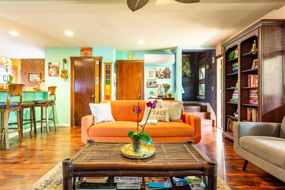 Home in Kailua-Kona · ★4.93 · 1 bedroom · 1 bed · 1.5 shared baths - Photo 2