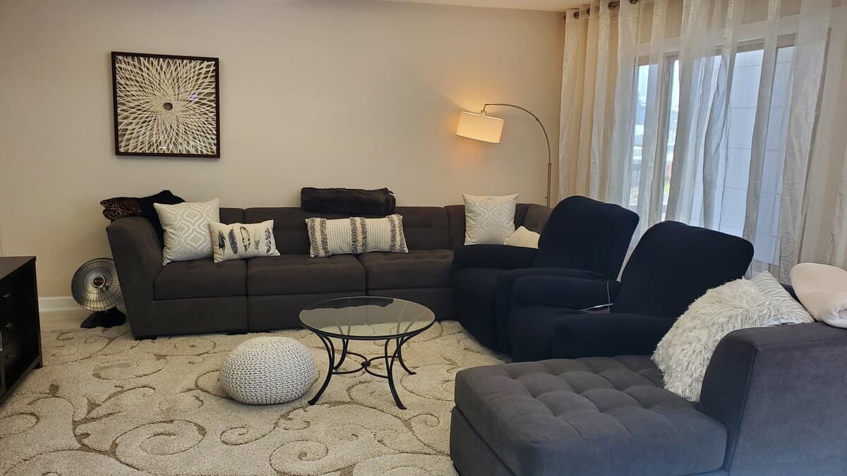 SF Home with Free EV Charger & Chef's Kitchen - Photo 1