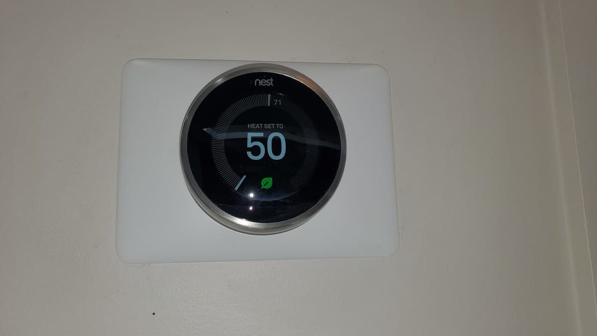 SF Home with Free EV Charger & Chef's Kitchen - Photo 4