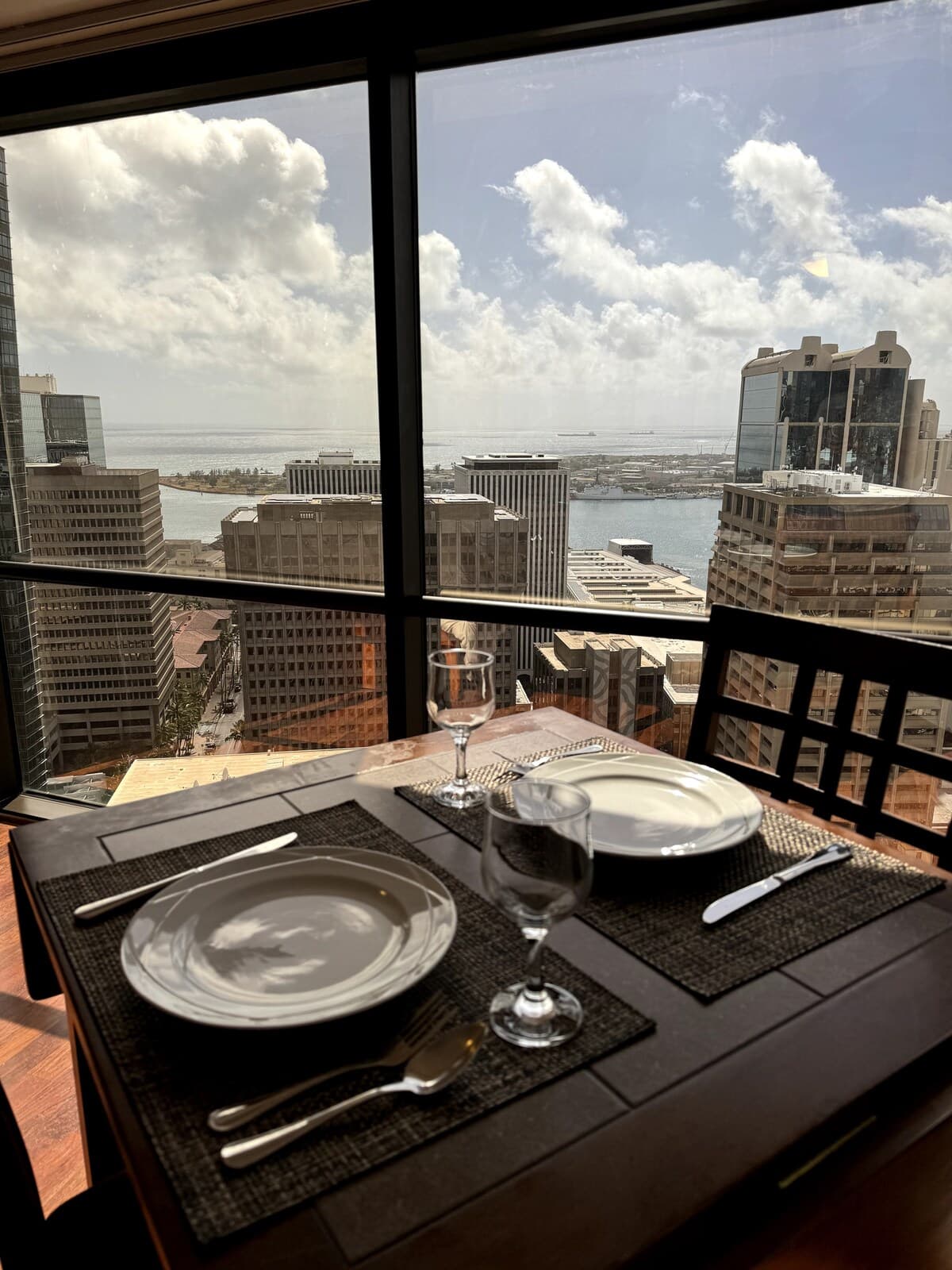 Elegant Ocean View Suite - Photo 5