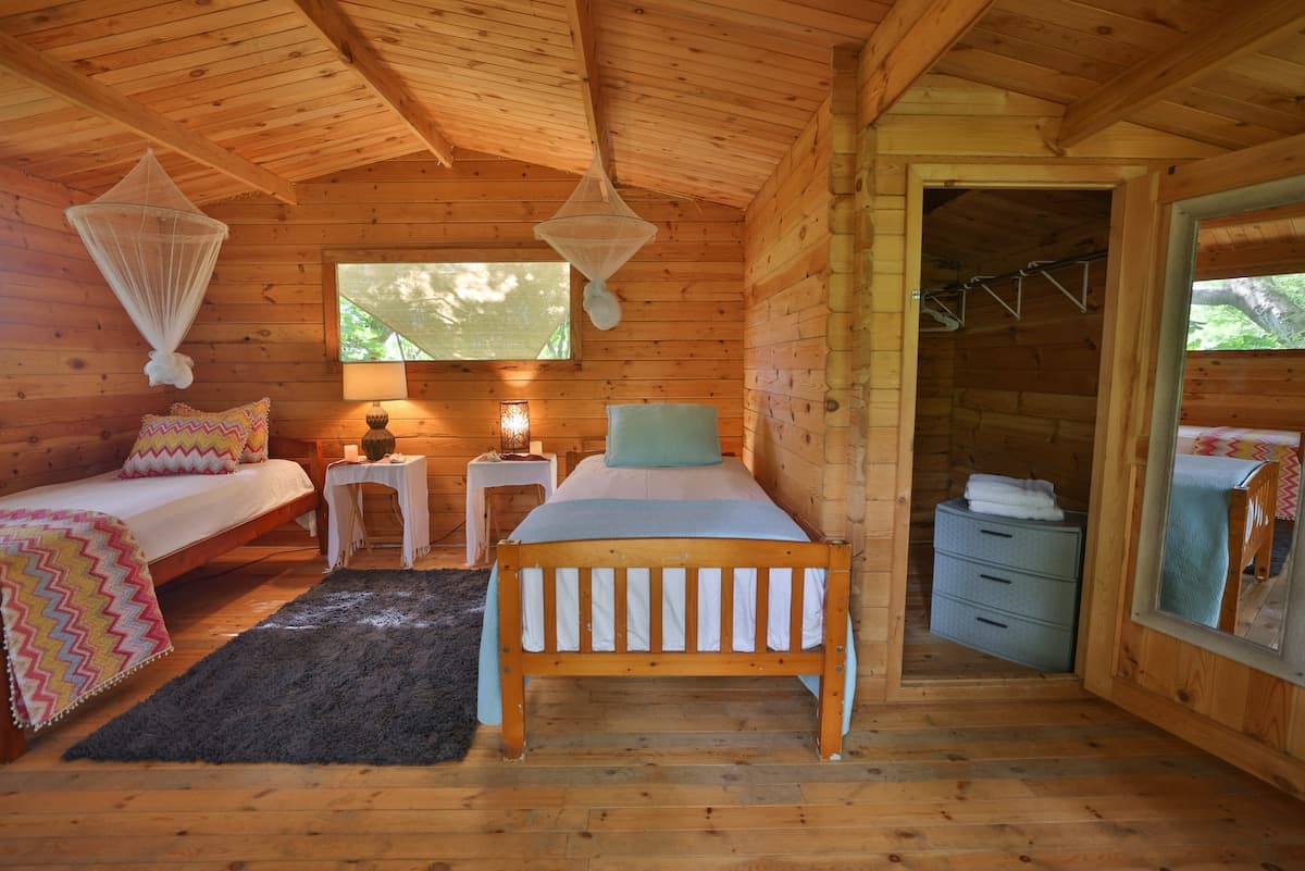 Place to stay in Hauula · ★4.77 · 1 bedroom · 1 bed · 1 shared bath - Photo 4