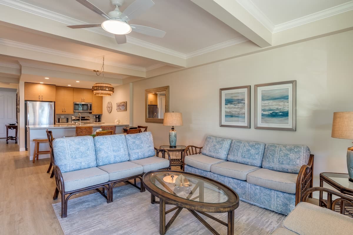 Home in Lahaina · ★5.0 · 3 bedrooms · 6 beds · 3 baths - Photo 1