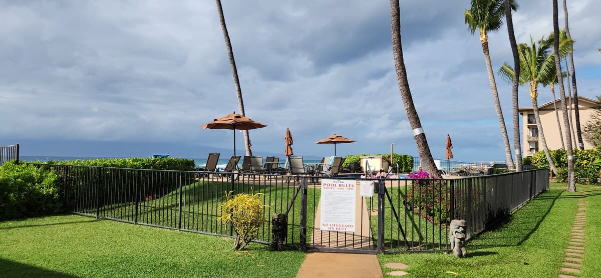 Condo in Lahaina · ★4.8 · 1 bedroom · 1 bed · 1 private bath - Photo 2