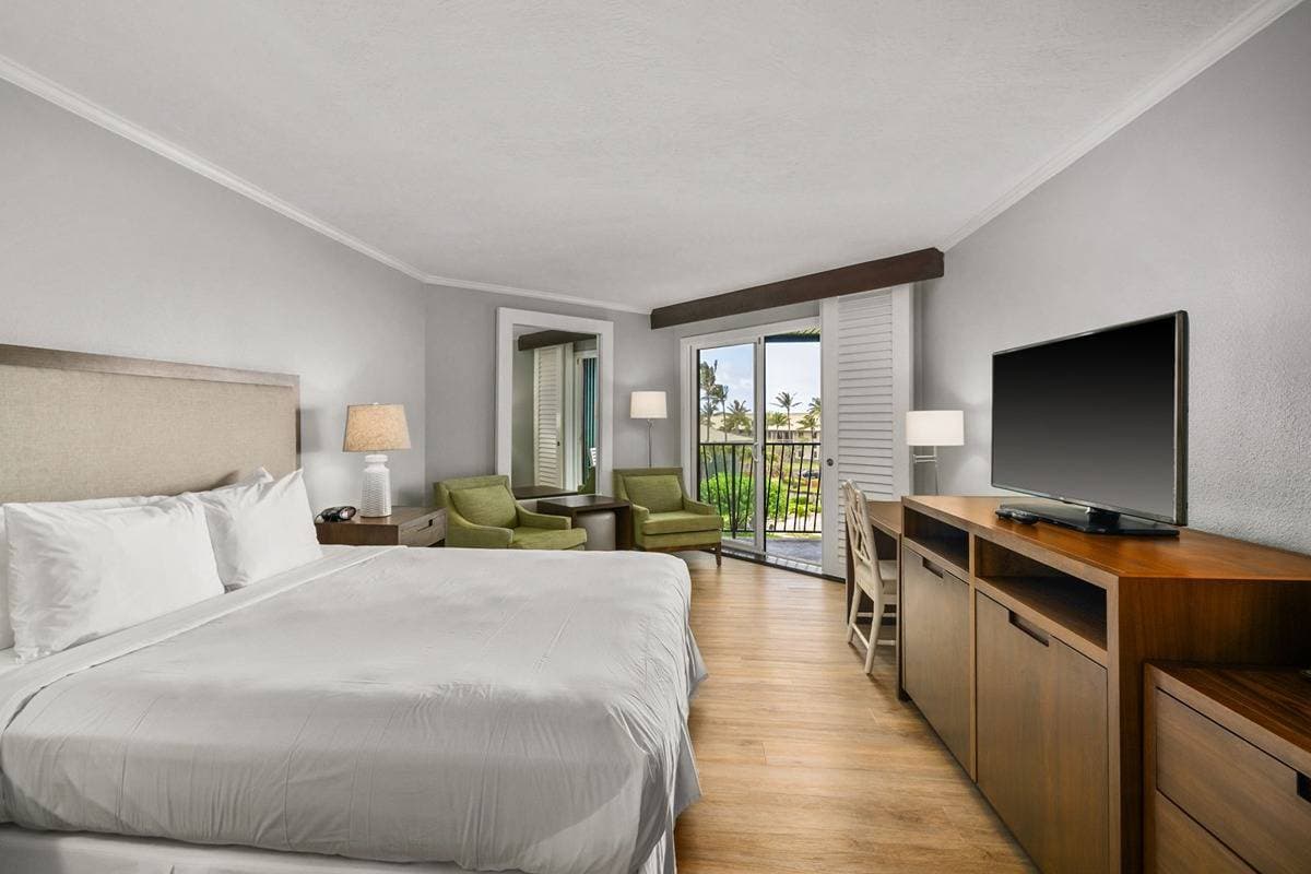 Resort in Lihue · ★4.89 · 1 bedroom · 1 bed · 1 private bath - Photo 3