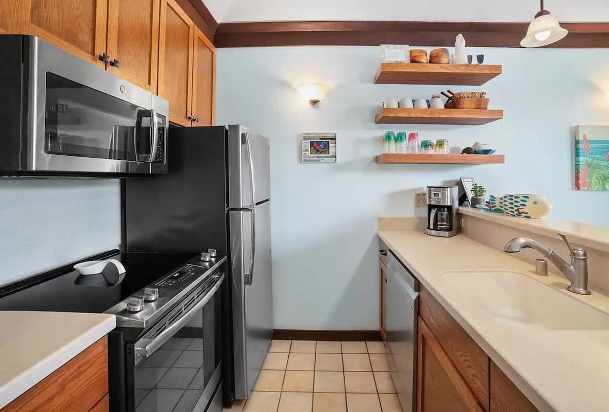 Great Kiahuna Condo on the Beach with A/C - Photo 5