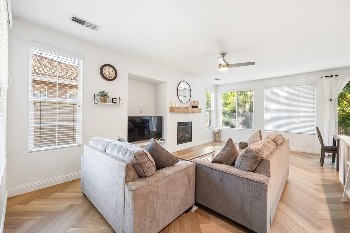 Spacious Sacramento Home Near Airport & Downtown - Photo 2