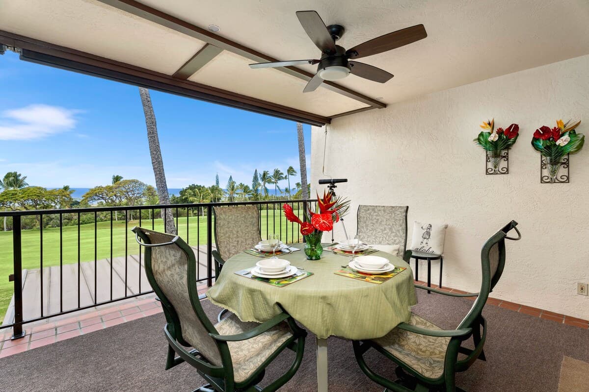 Condo in Kailua-Kona · ★4.92 · 2 bedrooms · 2 shared baths - Photo 4
