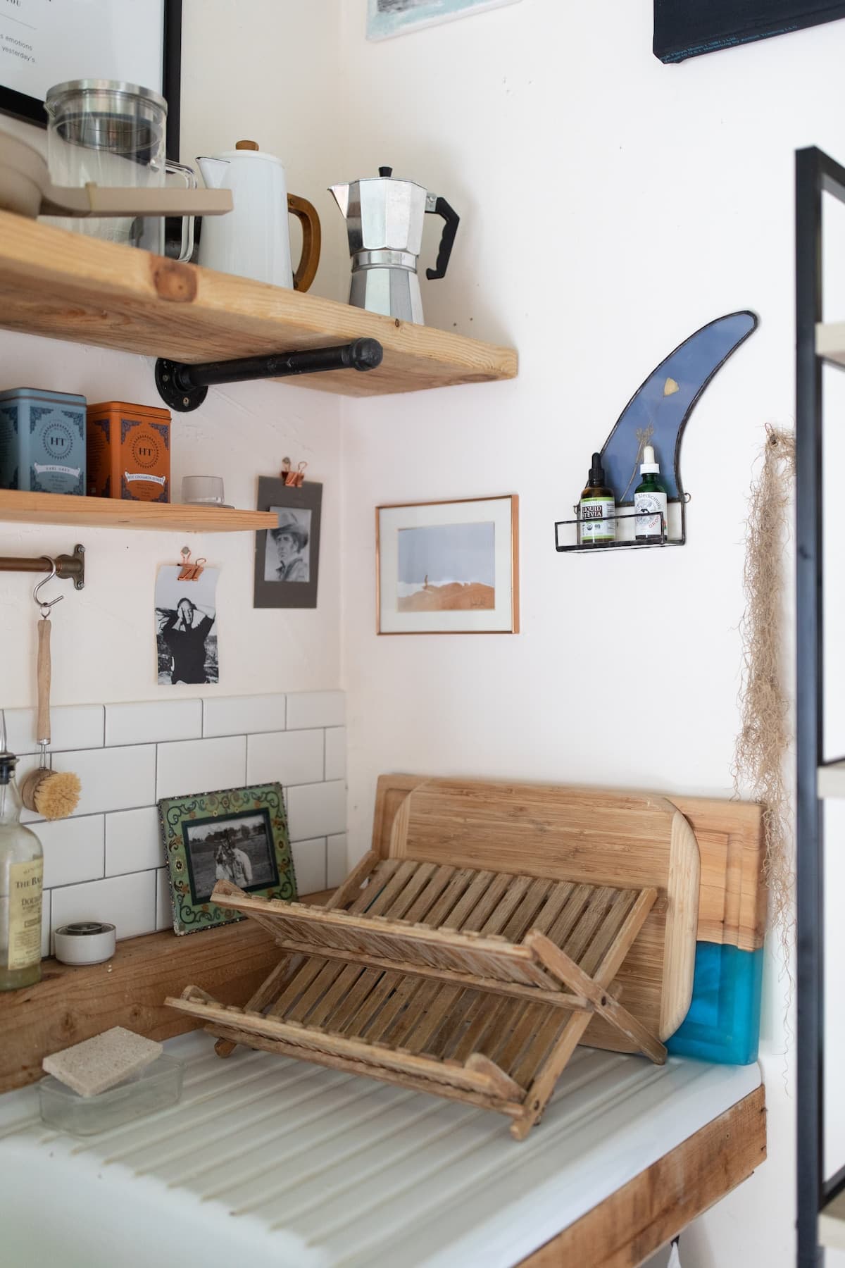 Quiet Kona Retreat • Light-filled, Curated Space - Photo 4
