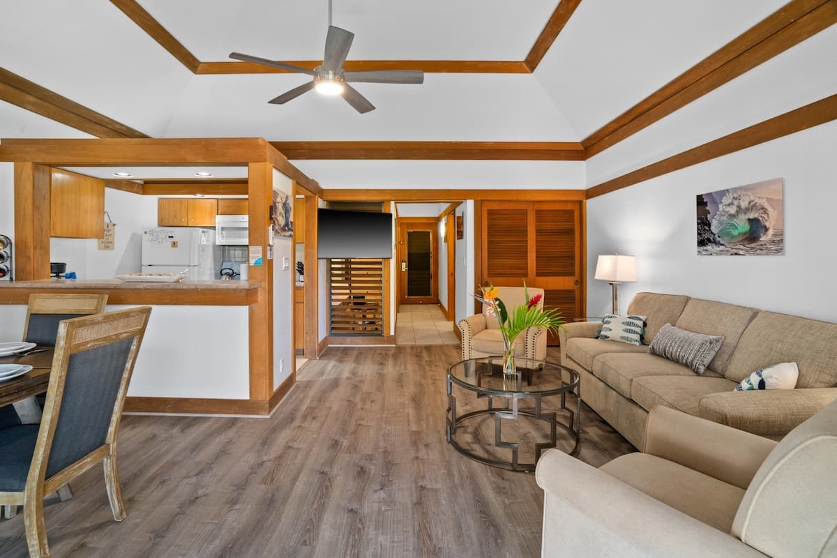 Condo in Koloa · ★4.88 · 1 bedroom · 2 beds · 1 private bath - Photo 3