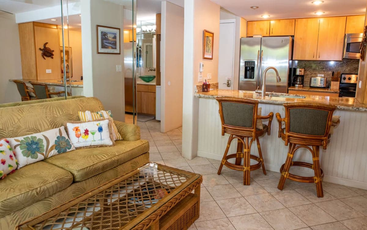 Condo in Kihei · ★4.91 · 1 bedroom · 2 beds · 1 private bath - Photo 4