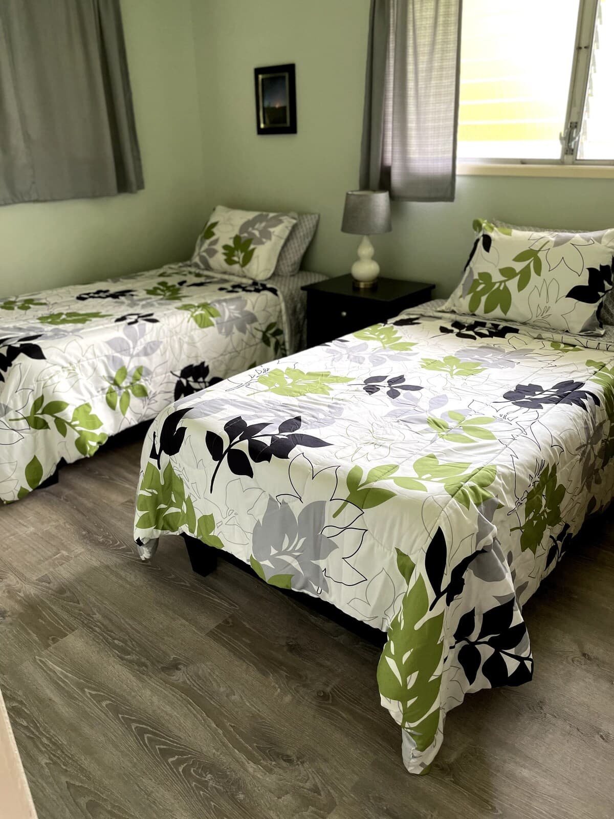 Guesthouse in Kurtistown · ★4.92 · 2 bedrooms · 3 beds · 1 private bath - Photo 2
