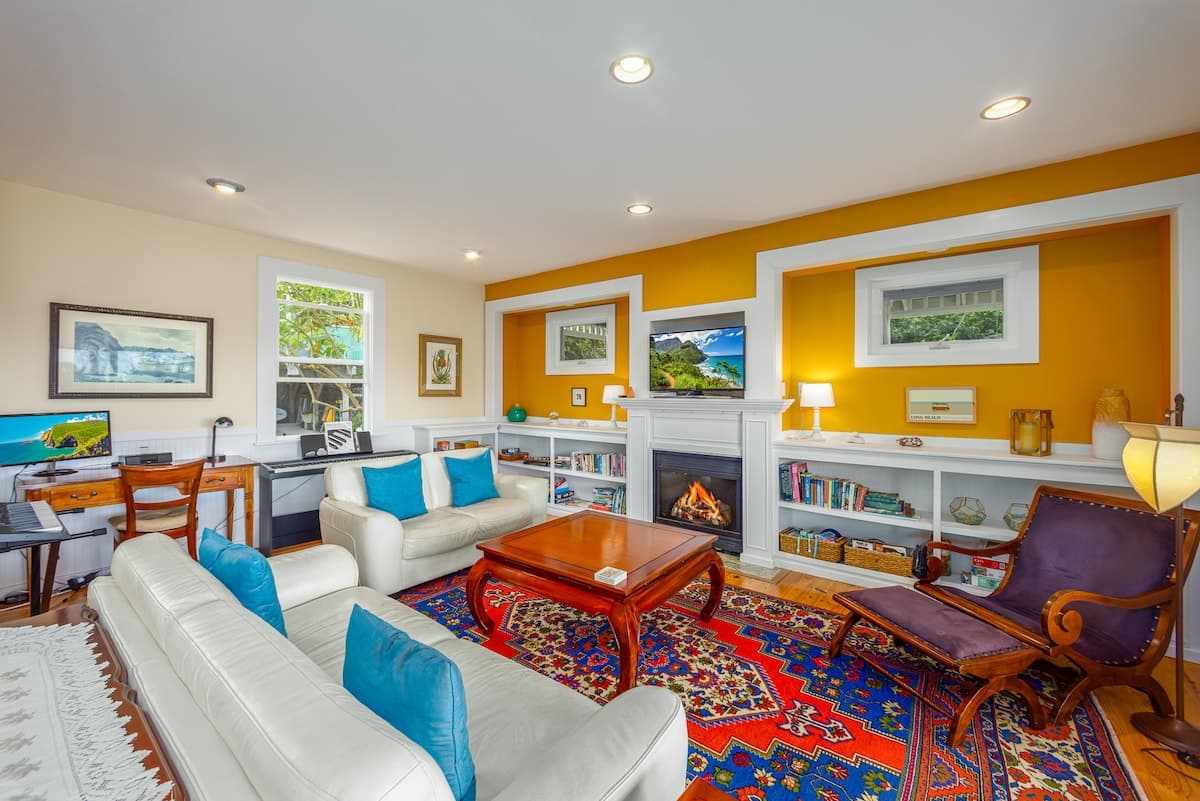 Home in Holualoa · ★4.91 · 4 bedrooms · 6 beds · 3 private baths - Photo 5