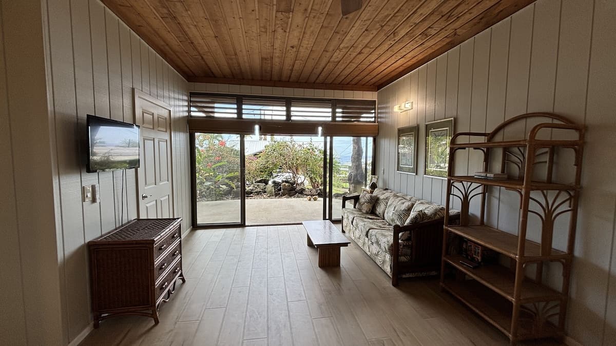 Apartment in the Heart of Kona - Photo 1