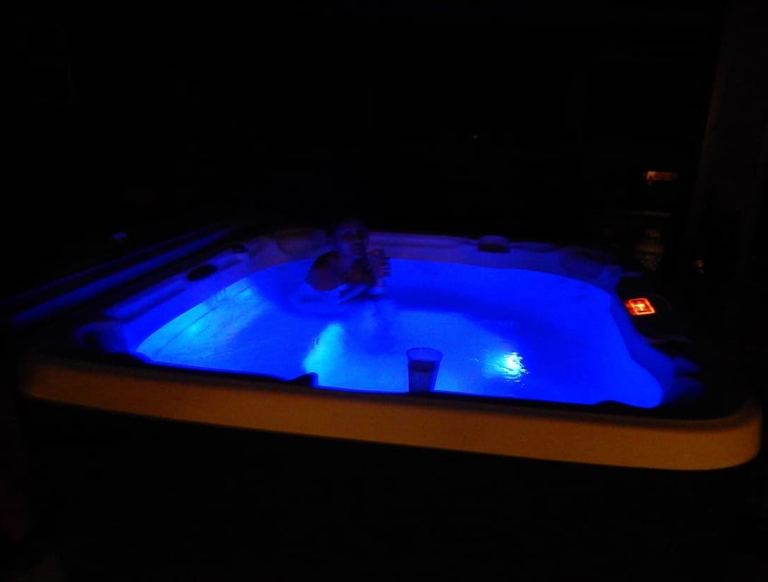 Hotel in Volcano · ★4.92 · 1 bedroom · 1 bed · 1 shared bath - Photo 1