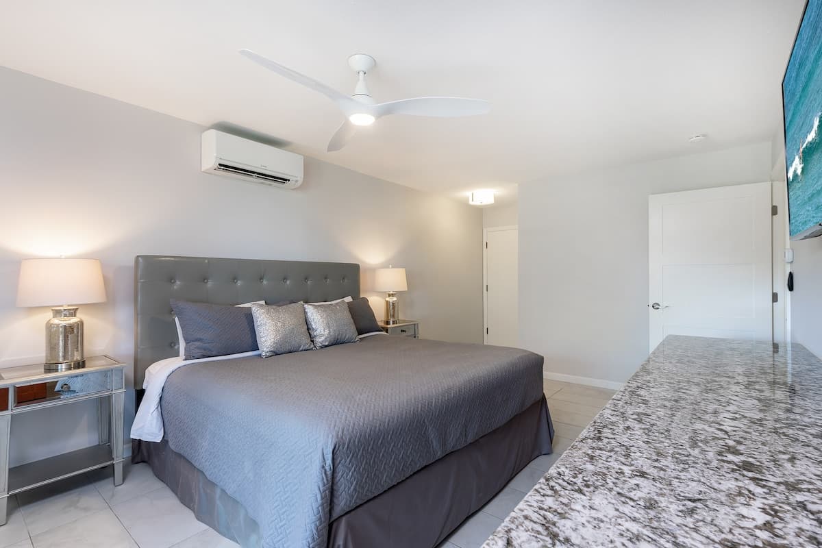 Condo in Kihei · ★4.69 · 2 bedrooms · 3 beds · 2 baths - Photo 3