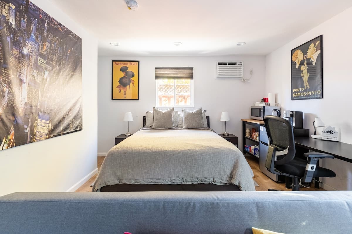 Newly Renovated Suite Near Google/Apple/NASA - Photo 4
