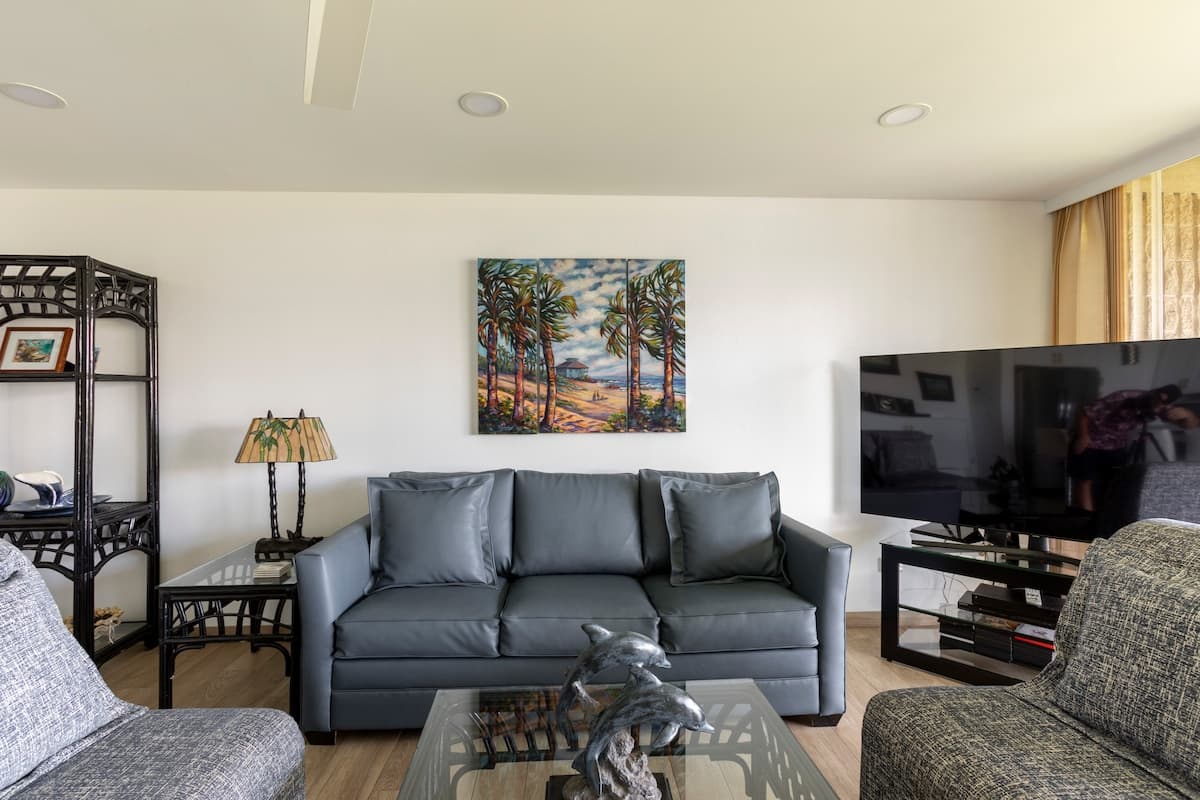 Renovation! True oceanfront Views! 2BDR 2Ba - Photo 4