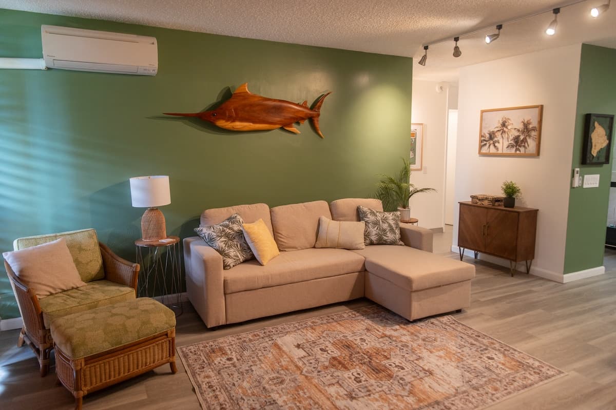 Classy condo in Kona - Photo 2