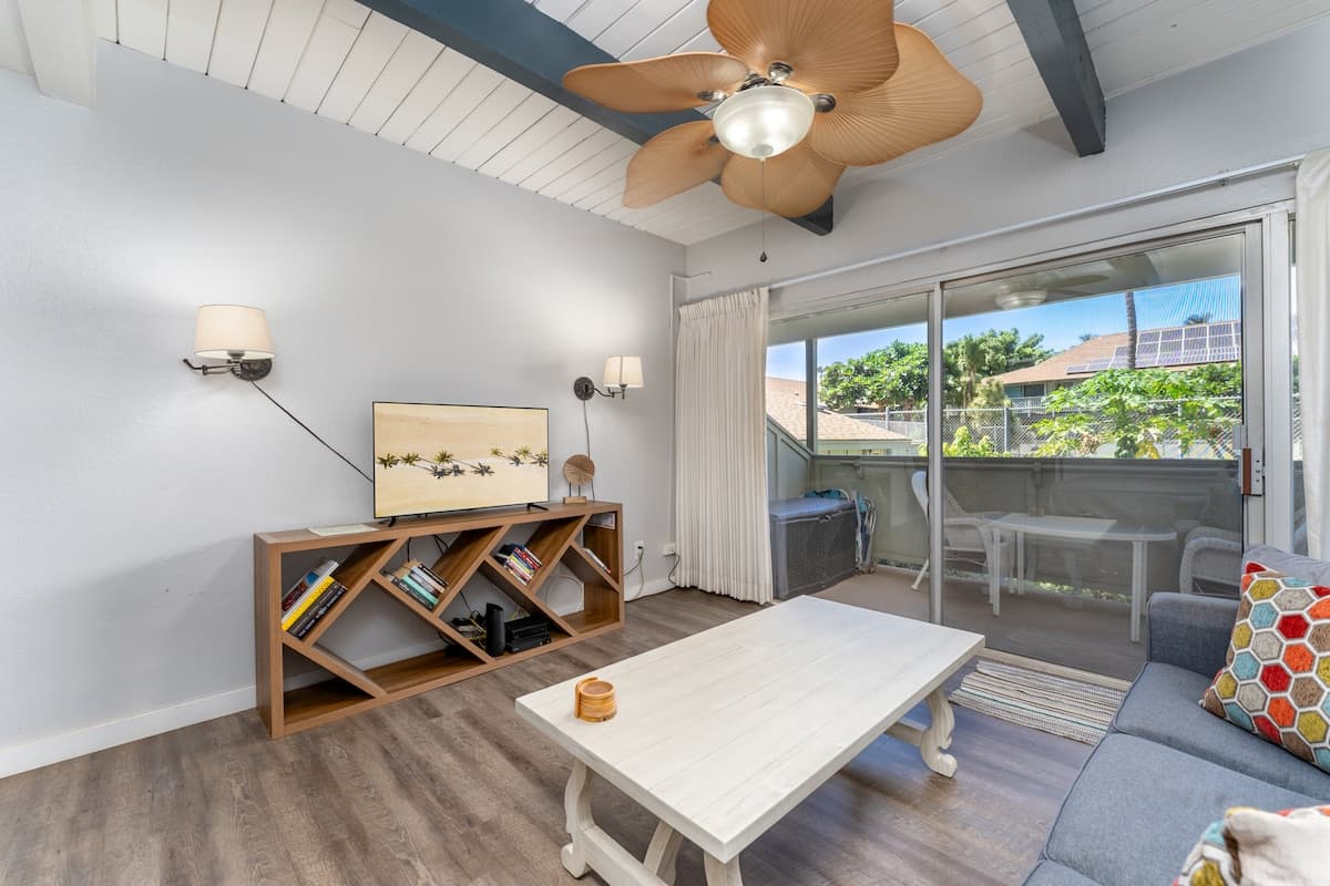 Condo in Kihei · ★4.88 · Studio · 2 beds · 1 bath - Photo 5