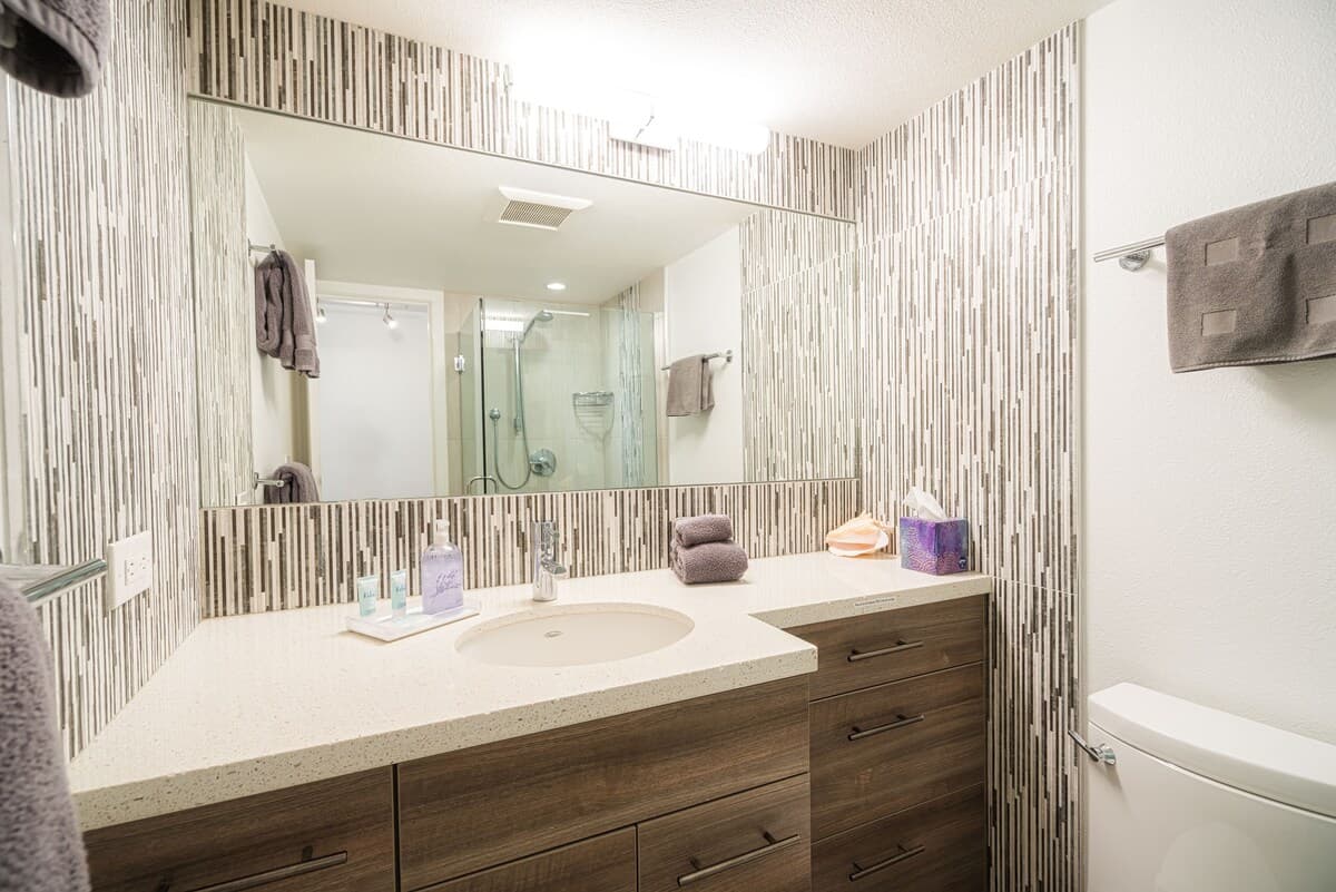 Condo in Kihei · ★4.93 · 1 bedroom · 1 bed · 2 private baths - Image 14