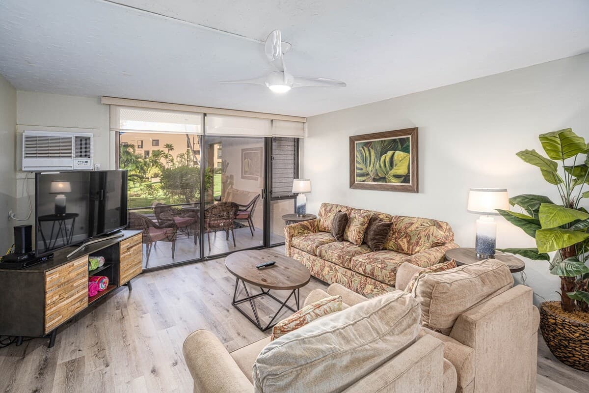 Condo in Kihei · ★4.82 · 2 bedrooms · 3 beds · 2 private baths - Photo 4