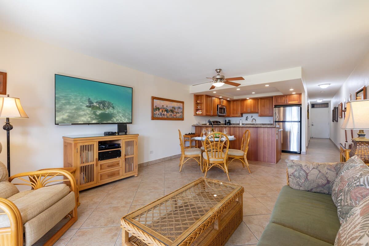 Condo in Kihei · ★4.87 · 1 bedroom · 1 bed · 2 private baths - Photo 4