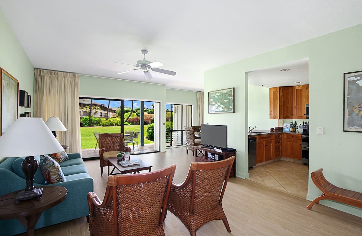 Condo in Koloa · ★4.98 · 2 bedrooms · 4 beds · 2 baths - Photo 2
