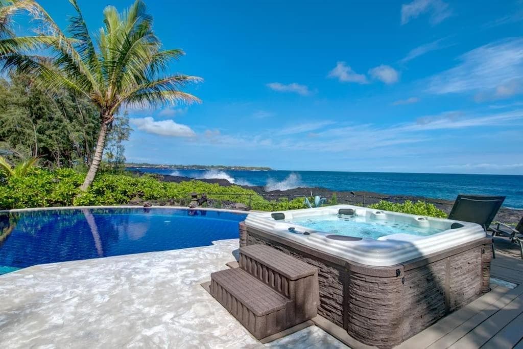 Home in Keaau · ★4.71 · 4 bedrooms · 4 beds · 5 baths - Photo 1