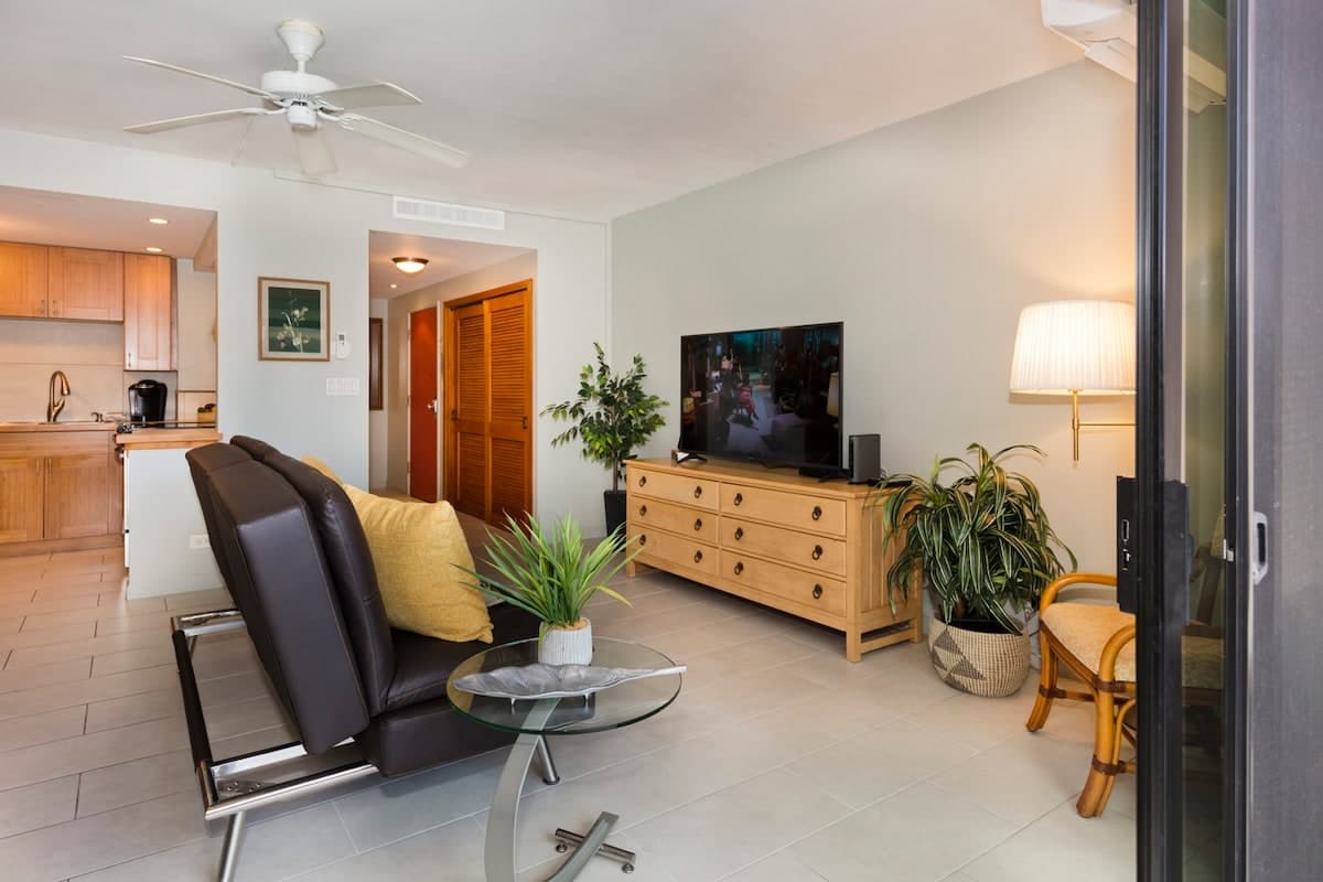 Shell Cottage: Cozy Beach Stay - Photo 3