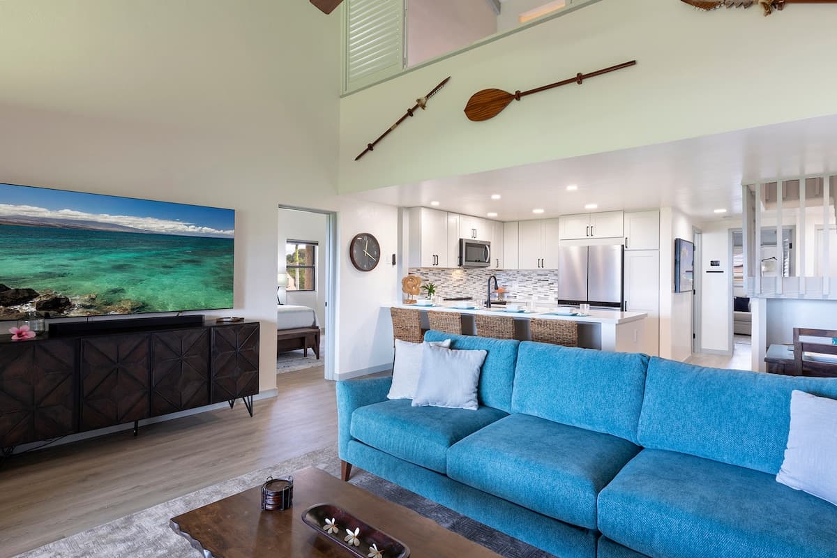Sweeping Views - Spacious 3 Bds! - Photo 4