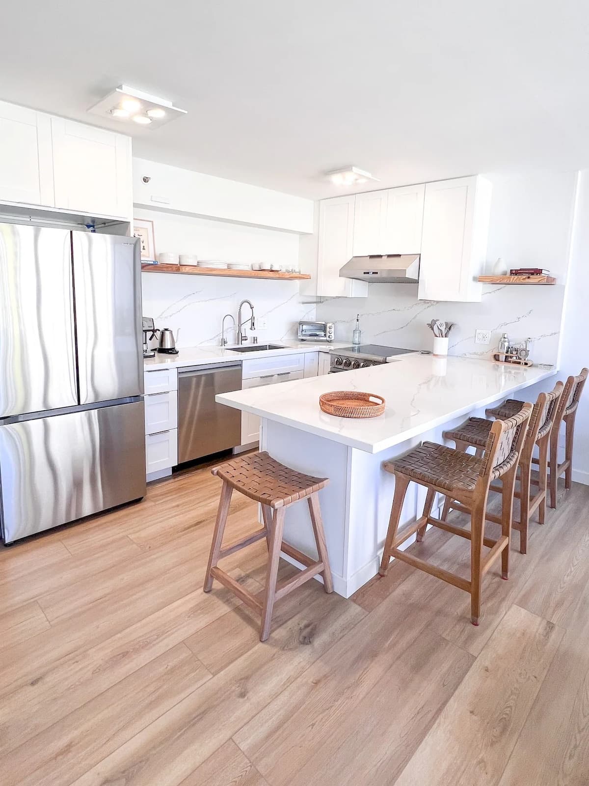 Condo in Honolulu · ★5.0 · 1 bedroom · 1 bed · 1 private bath - Photo 3