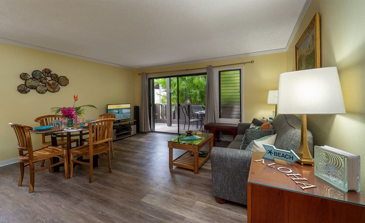 Condo in Kihei · ★4.81 · 1 bedroom · 2 beds · 1 private bath - Photo 3