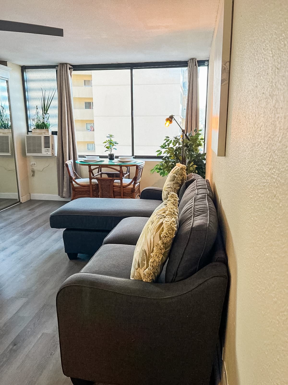 Cozy Studio in Central Waikiki - Photo 4