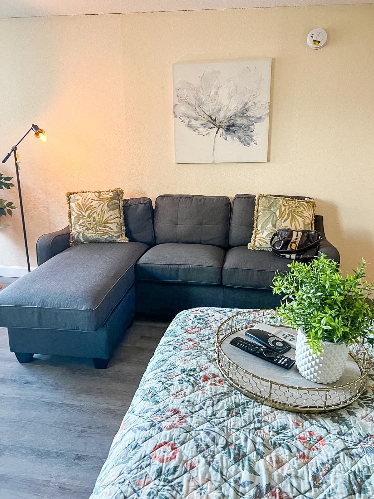 Cozy Studio in Central Waikiki - Photo 2