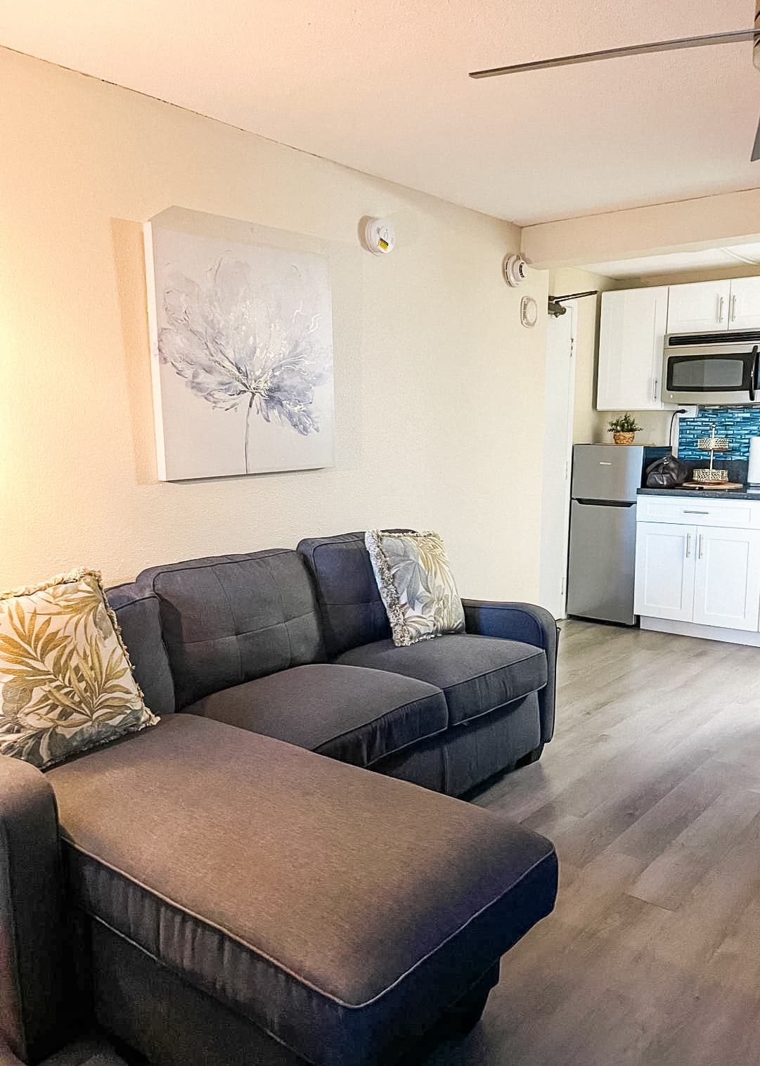 Cozy Studio in Central Waikiki - Photo 5