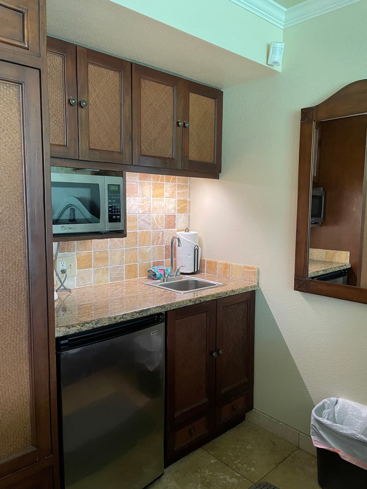 Condo in Kapaa · ★4.78 · Studio · 2 beds · 1 private bath - Photo 3